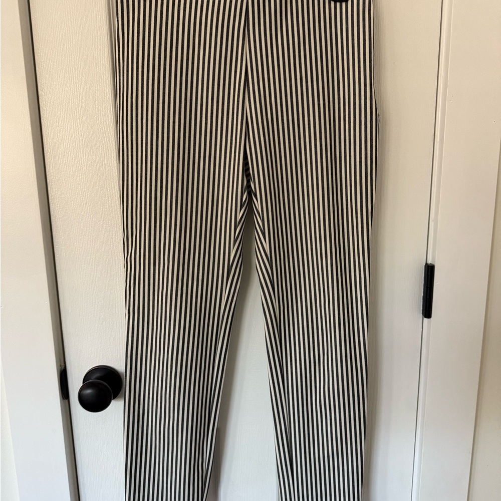 A new day Striped Black and White Pants Size 2 C0143